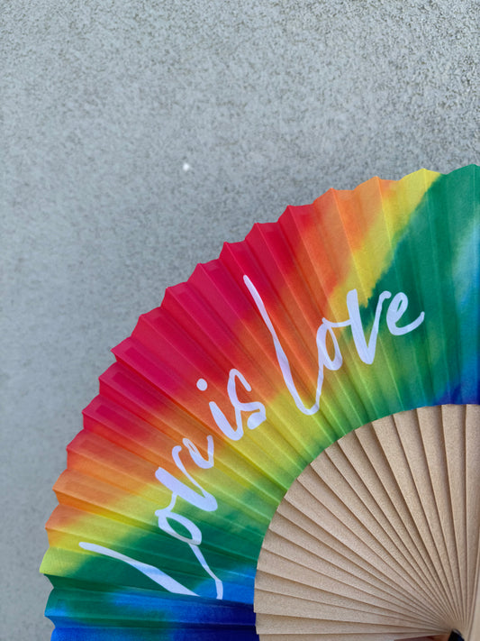 Éventail love is love